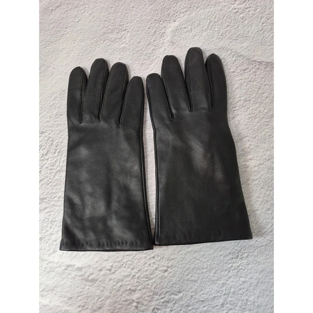 Isotoner Black Genuine Leather Gloves 100% Cashmere Lining Size Medium